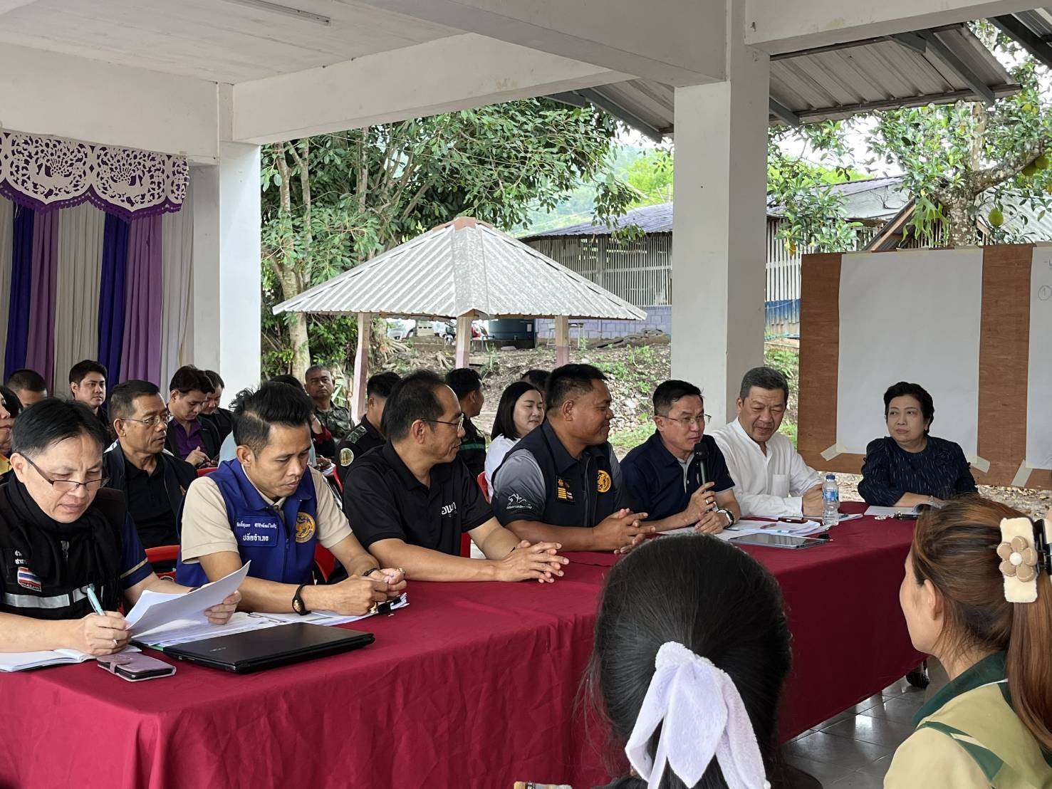  พช.เฉลิมพระเกียรติ :  ร่วมประชุมรับฟังความต้องและแนวทางพัฒนาการท่องเที่ยวบ้านน้ำรีพัฒนา
